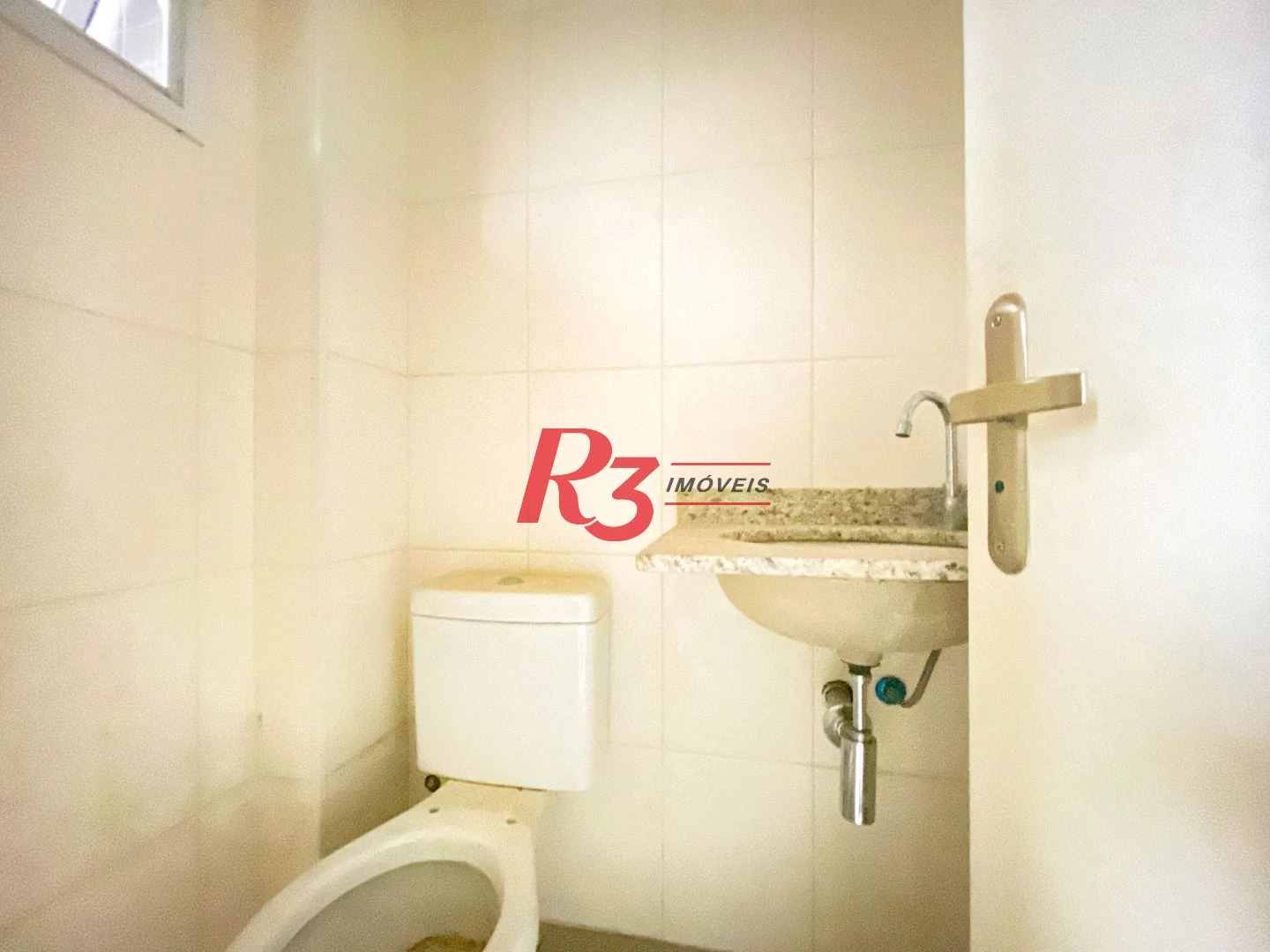 Sala à venda, 43 m² - Encruzilhada - Santos/SP