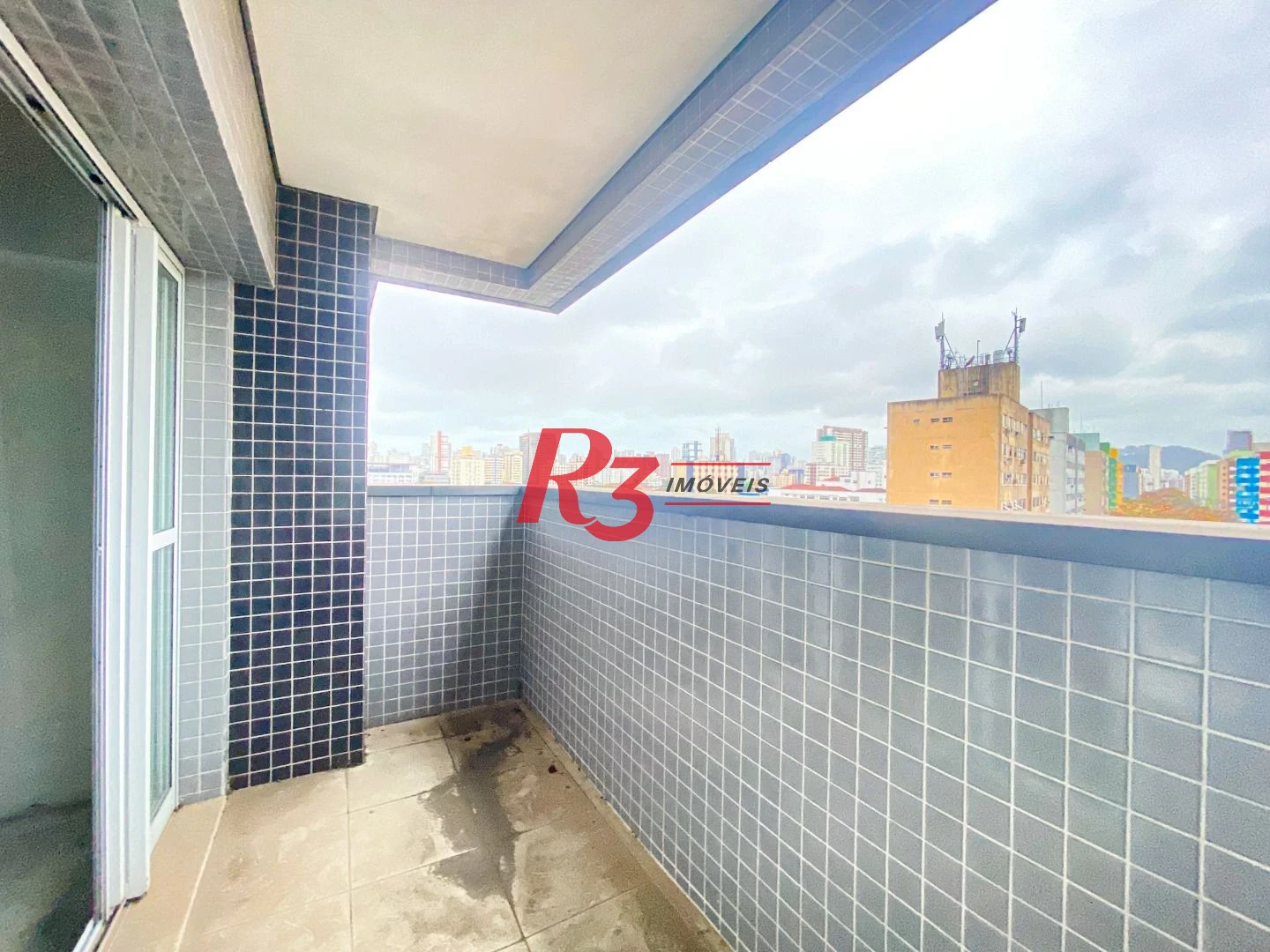 Sala à venda, 43 m² - Encruzilhada - Santos/SP