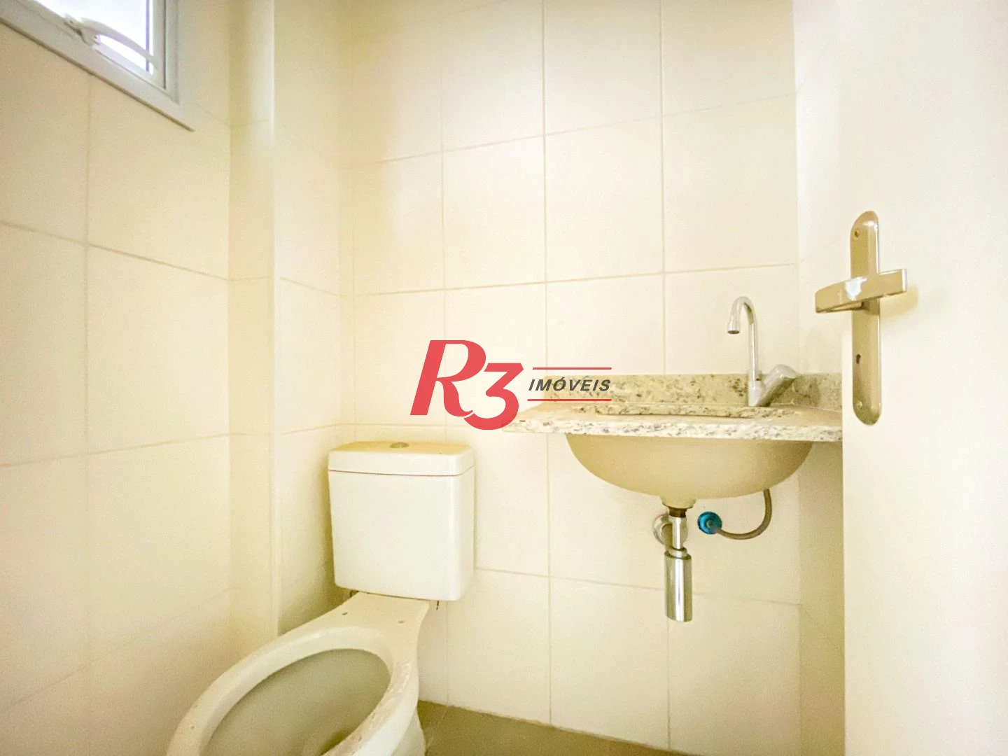 Sala à venda, 44 m² - Encruzilhada - Santos/SP