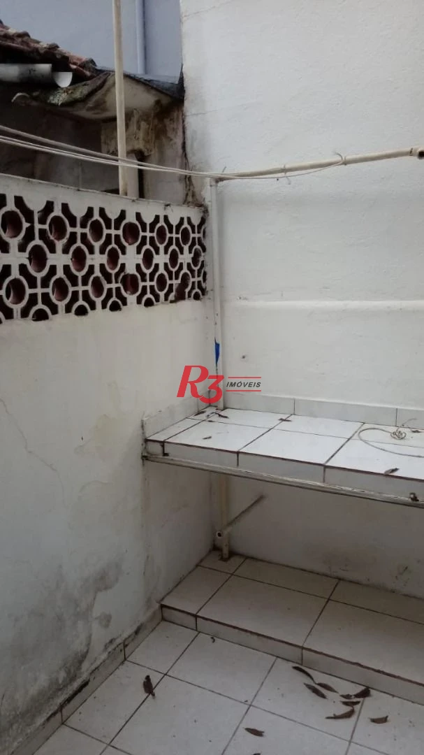 Casa com 3 dormitórios à venda, 95 m² por R$ 620.000,00 - Embaré - Santos/SP