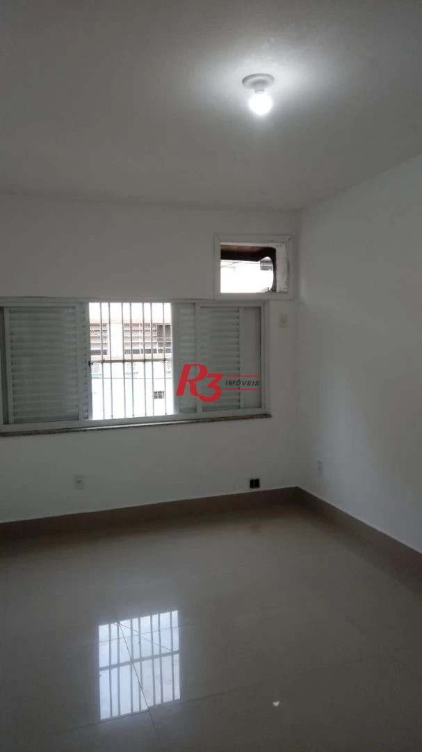 Casa com 3 dormitórios à venda, 95 m² por R$ 620.000,00 - Embaré - Santos/SP