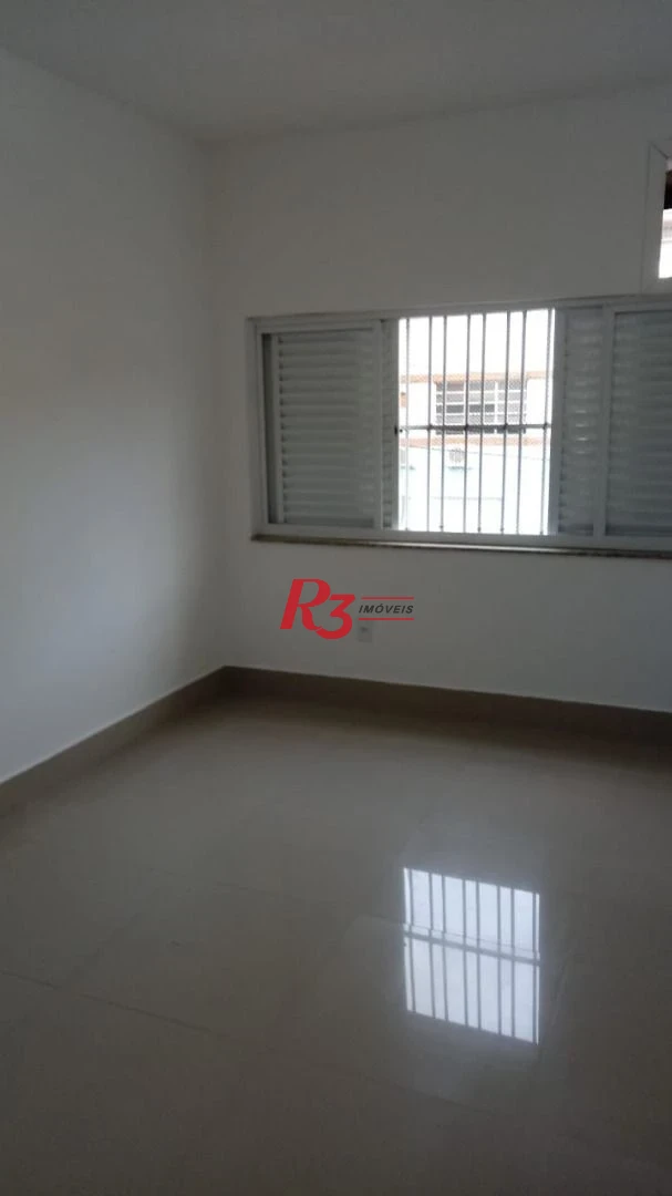 Casa com 3 dormitórios à venda, 95 m² por R$ 620.000,00 - Embaré - Santos/SP
