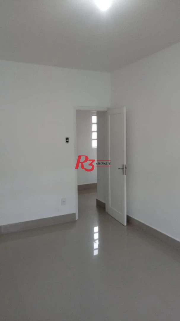 Casa com 3 dormitórios à venda, 95 m² por R$ 620.000,00 - Embaré - Santos/SP