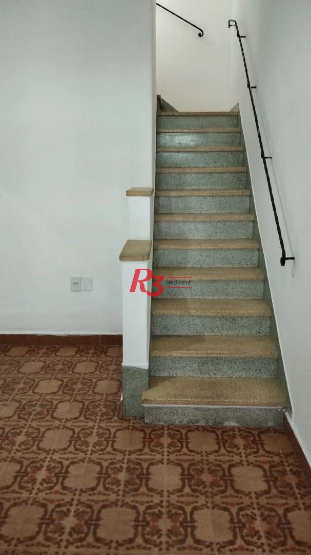 Casa com 3 dormitórios à venda, 95 m² por R$ 620.000,00 - Embaré - Santos/SP
