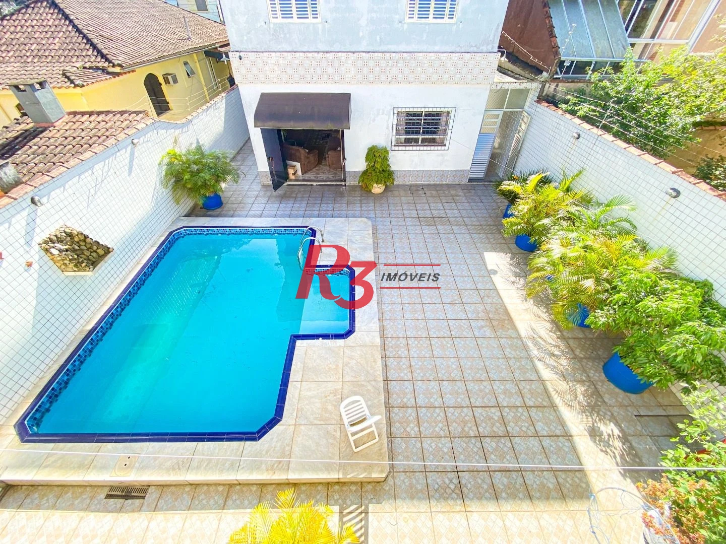 Excelente Casa a Venda 320m² 3 dorms sendo 1 suíte, 4 wc´s, 3 Vagas