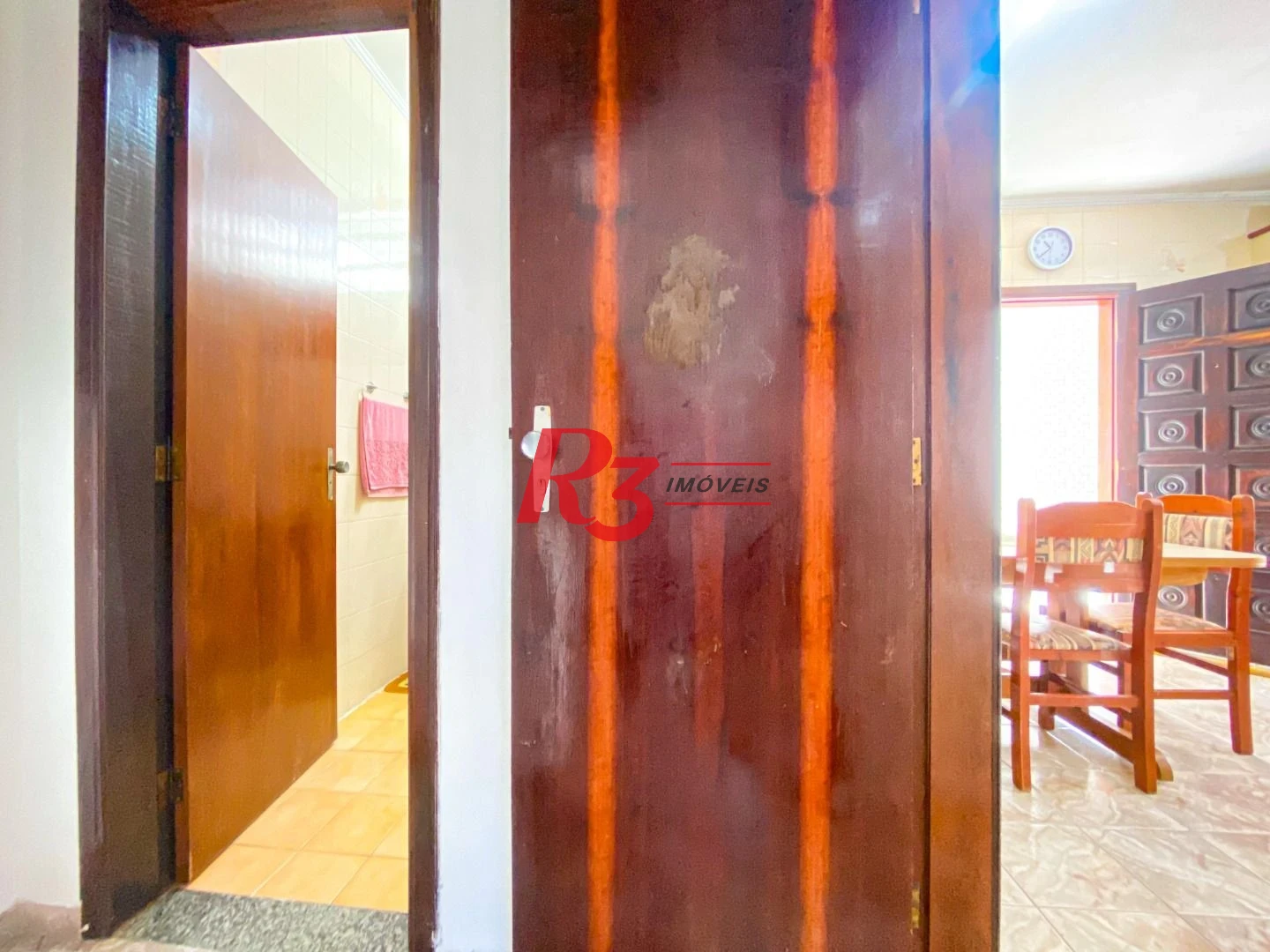 Excelente Casa a Venda 320m² 3 dorms sendo 1 suíte, 4 wc´s, 3 Vagas