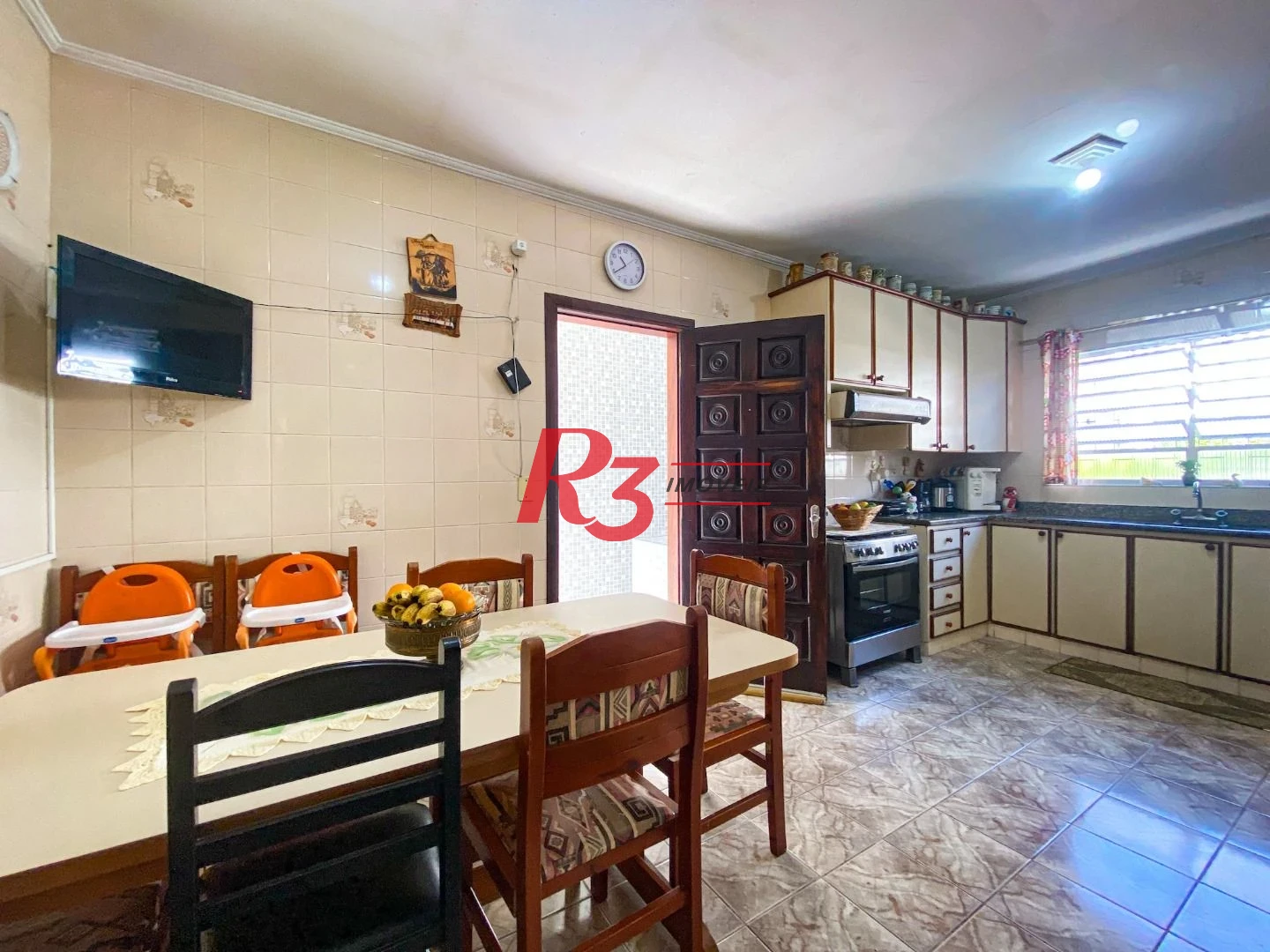 Excelente Casa a Venda 320m² 3 dorms sendo 1 suíte, 4 wc´s, 3 Vagas