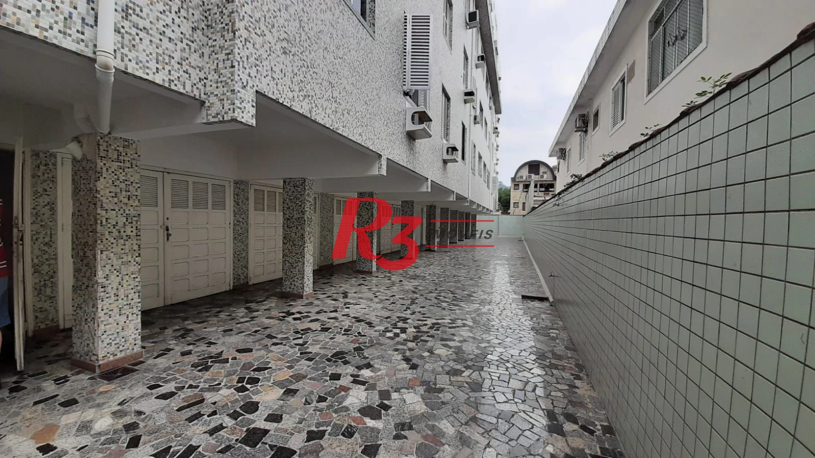 Apartamento à venda, 2 dorm, garagem fechada, Campo Grande, Santos SP