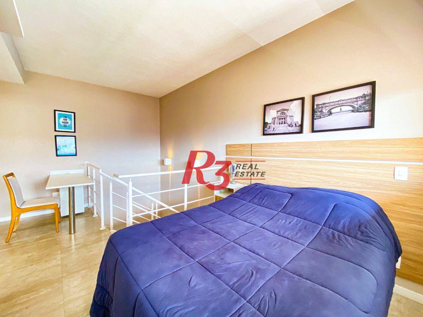 Apartamento Duplex com 1 dormitório para alugar, 60 m² por R$ 6.320,00/mês - Gonzaga - Santos/SP