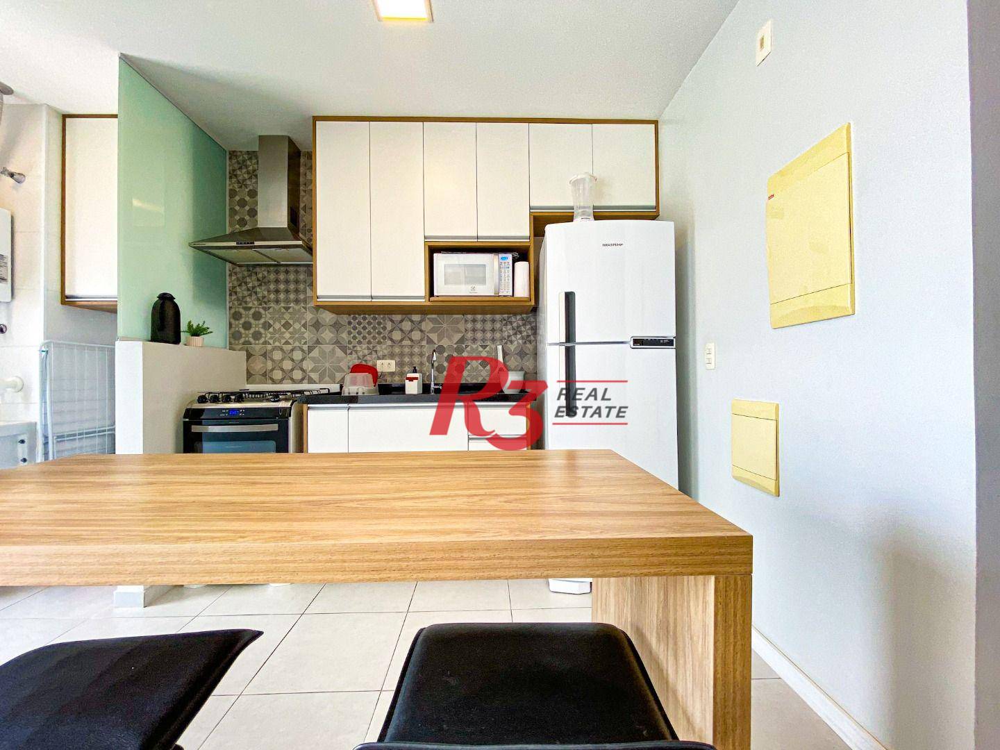 Apartamento Duplex com 1 dormitório para alugar, 60 m² por R$ 6.320,00/mês - Gonzaga - Santos/SP