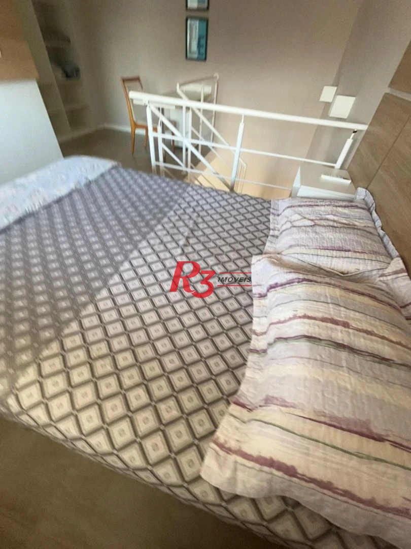 Apartamento Duplex com 1 dormitório para alugar, 60 m² por R$ 6.320,00/mês - Gonzaga - Santos/SP