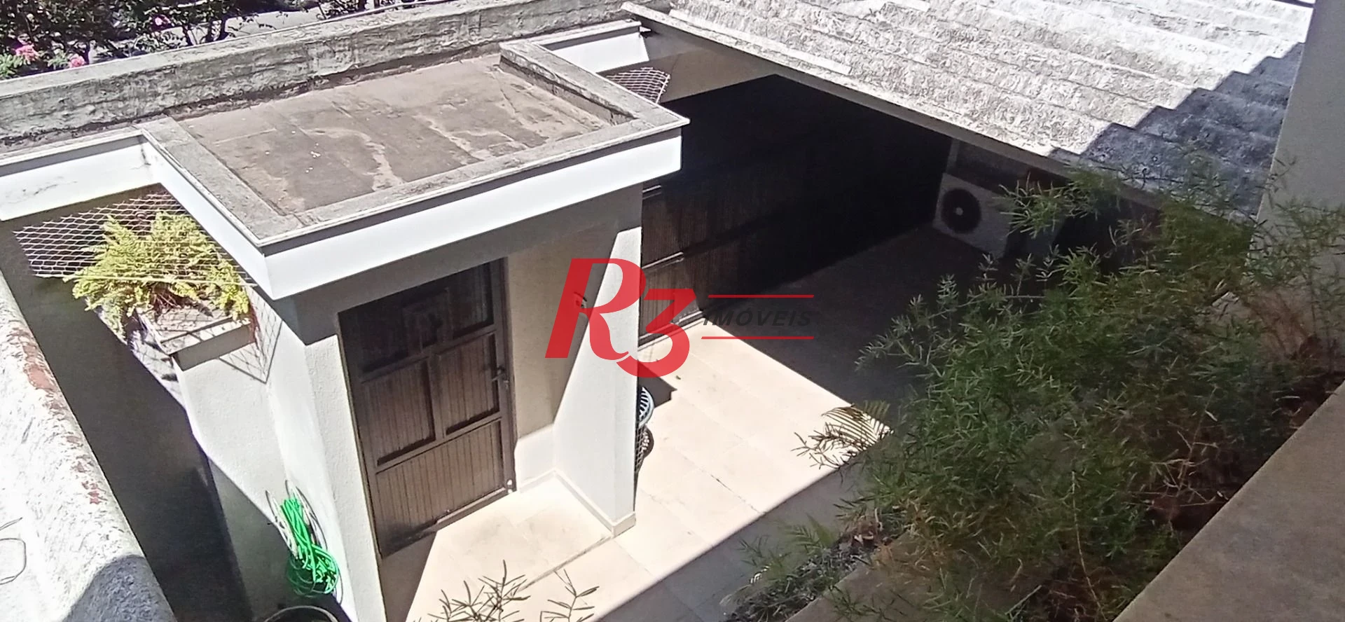 Casa com 4 dormitórios à venda, 420 m² por R$ 3.200.000,00 - Ponta da Praia - Santos/SP