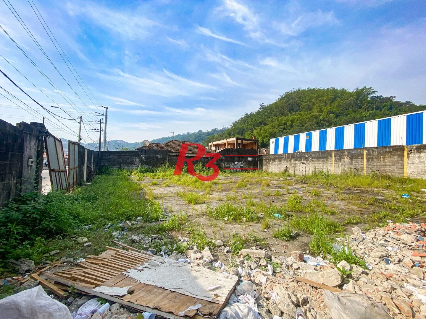Terreno à venda, 578 m² por R$ 2.000.000,00 - Chico de Paula - Santos/SP
