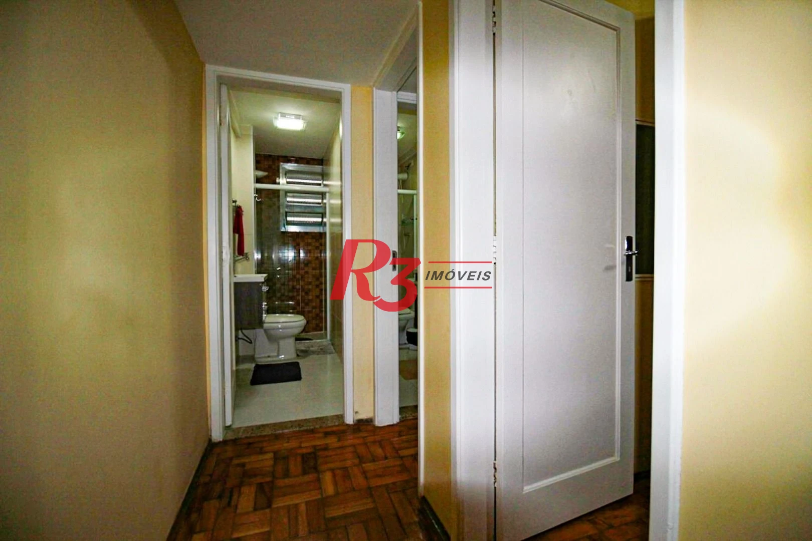 Apartamento com 3 dormitórios à venda, 156 m² por R$ 950.000,00 - Gonzaga - Santos/SP
