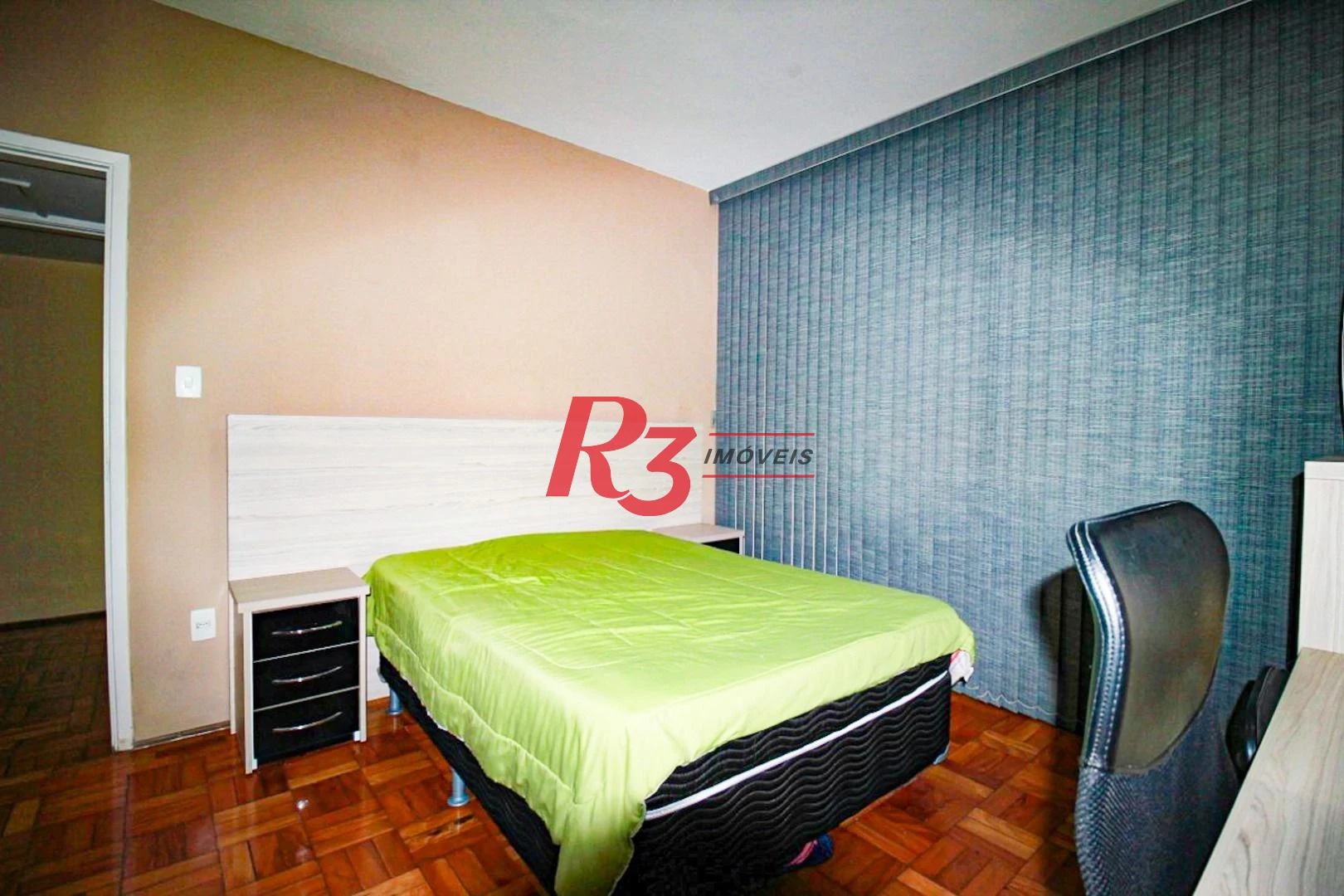 Apartamento com 3 dormitórios à venda, 156 m² por R$ 950.000,00 - Gonzaga - Santos/SP