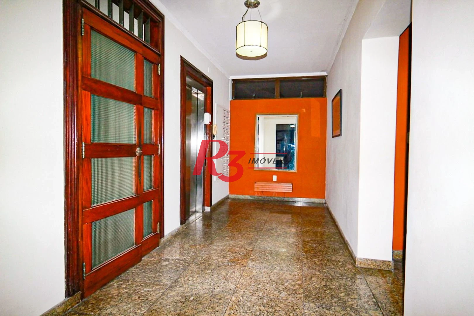 Apartamento com 3 dormitórios à venda, 156 m² por R$ 950.000,00 - Gonzaga - Santos/SP