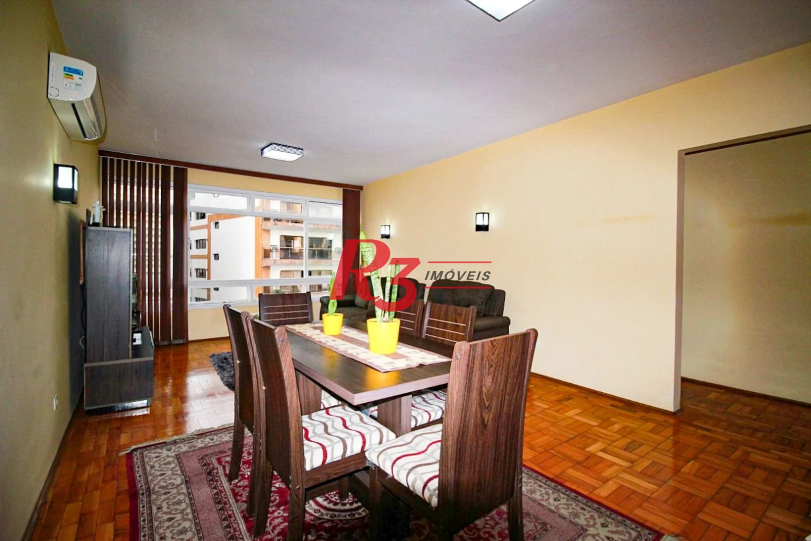 Apartamento com 3 dormitórios à venda, 156 m² por R$ 950.000,00 - Gonzaga - Santos/SP