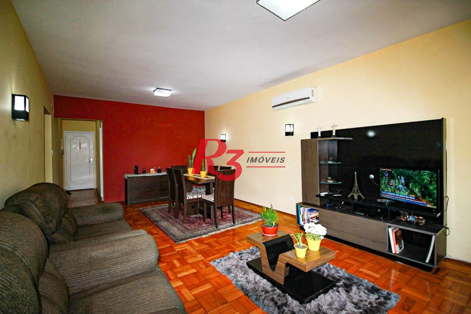 Apartamento com 3 dormitórios à venda, 156 m² por R$ 950.000,00 - Gonzaga - Santos/SP