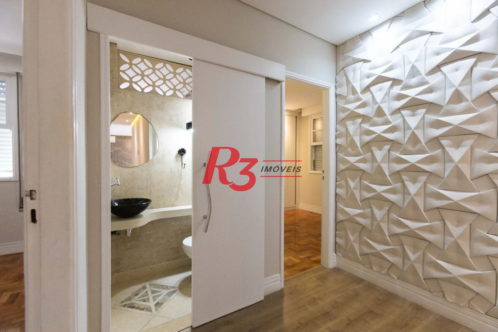Apartamento com 3 dormitórios para alugar, 130 m² por R$ 6.991,46/mês - Embaré - Santos/SP