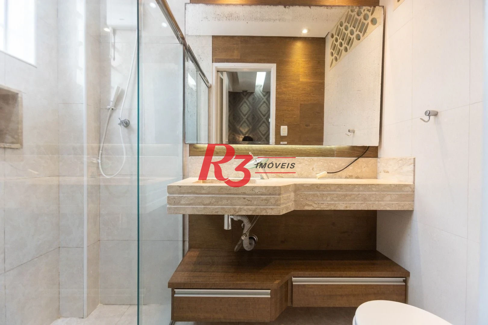 Apartamento com 3 dormitórios para alugar, 130 m² por R$ 6.991,46/mês - Embaré - Santos/SP