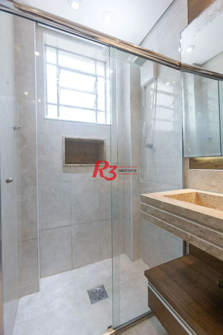 Apartamento com 3 dormitórios para alugar, 130 m² por R$ 6.991,46/mês - Embaré - Santos/SP