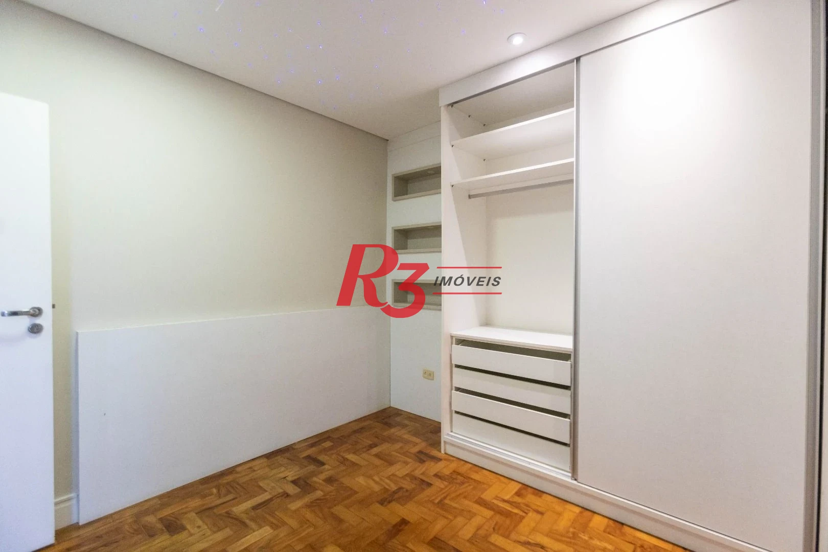 Apartamento com 3 dormitórios para alugar, 130 m² por R$ 6.991,46/mês - Embaré - Santos/SP