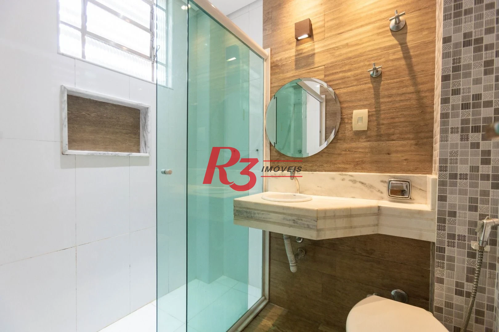 Apartamento com 3 dormitórios para alugar, 130 m² por R$ 6.991,46/mês - Embaré - Santos/SP