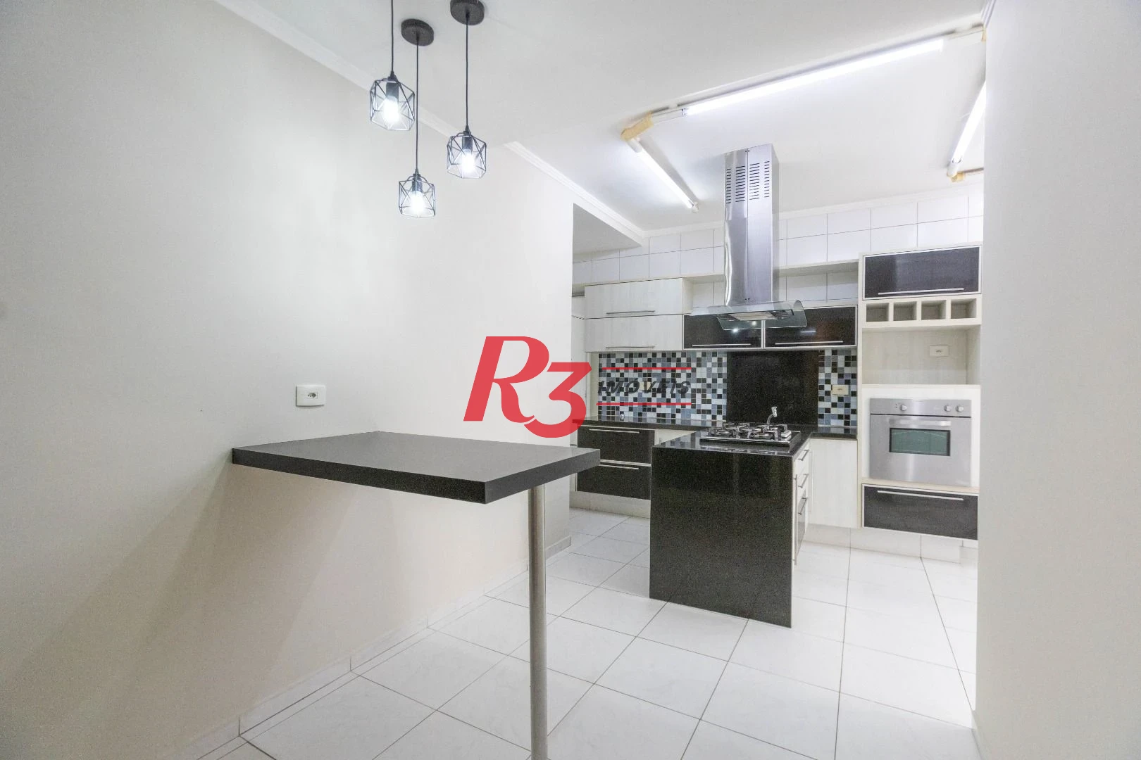 Apartamento com 3 dormitórios para alugar, 130 m² por R$ 6.991,46/mês - Embaré - Santos/SP