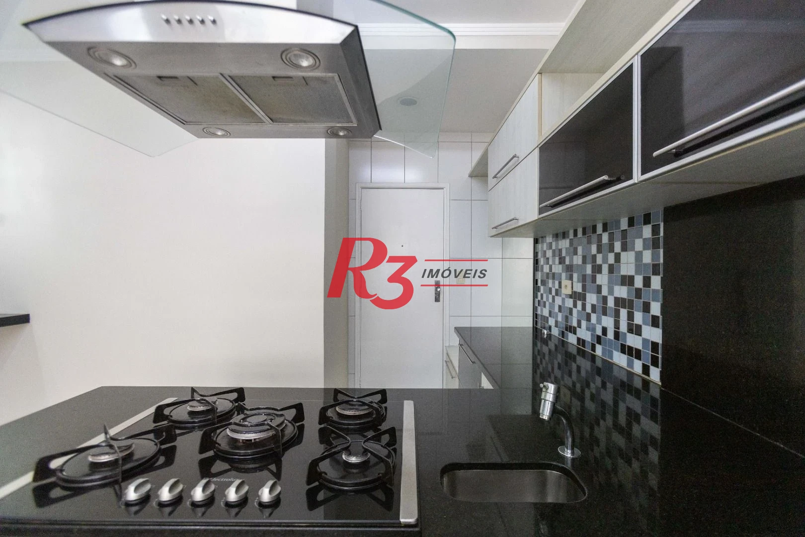 Apartamento com 3 dormitórios para alugar, 130 m² por R$ 6.991,46/mês - Embaré - Santos/SP