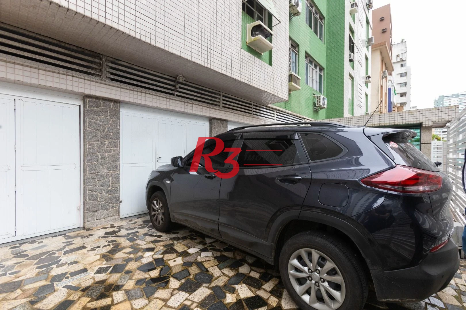 Apartamento com 3 dormitórios para alugar, 130 m² por R$ 6.991,46/mês - Embaré - Santos/SP