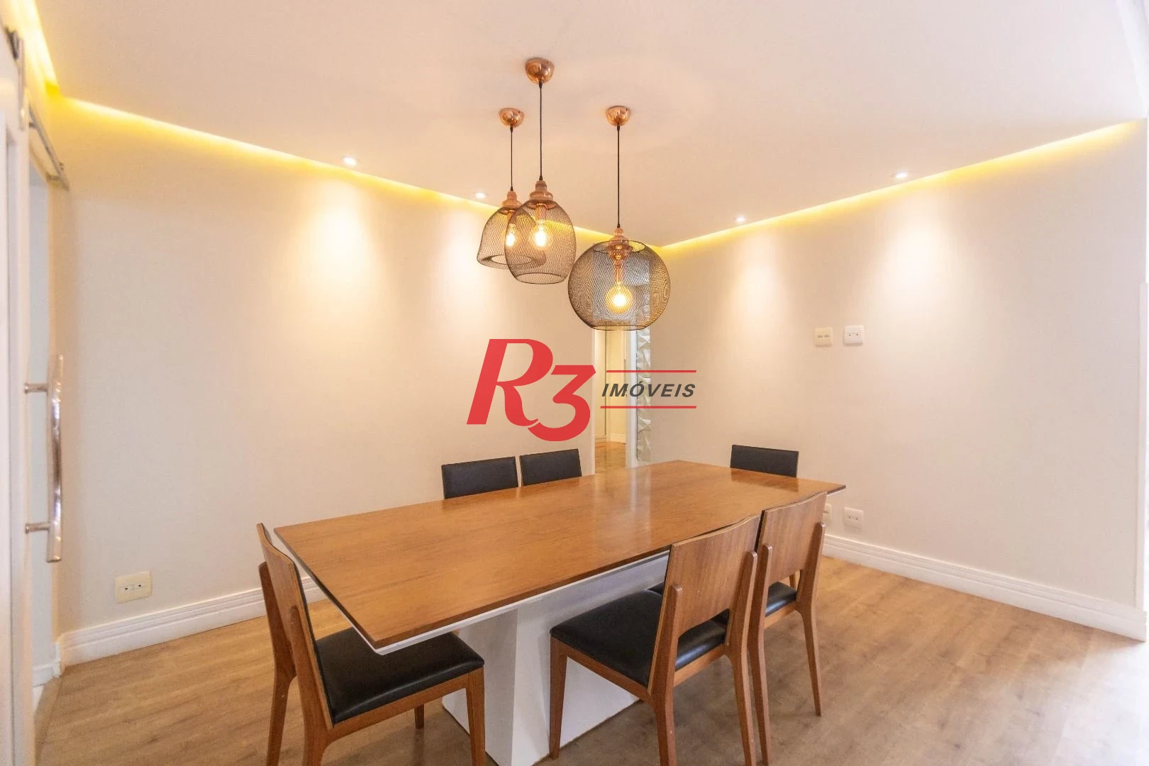Apartamento com 3 dormitórios para alugar, 130 m² por R$ 6.991,46/mês - Embaré - Santos/SP