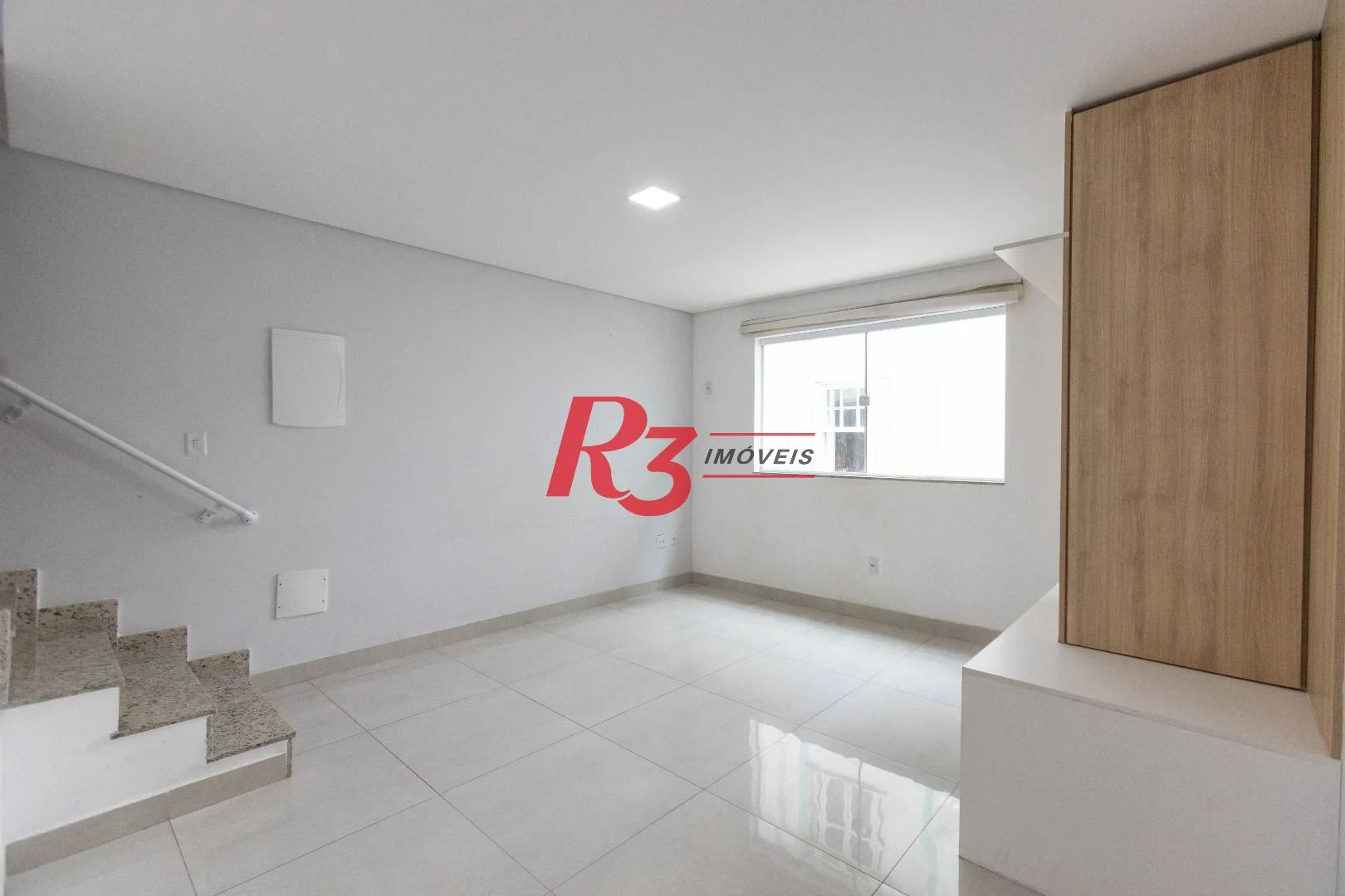 Sobrado com 2 dormitórios à venda, 100 m² por R$ 785.000,00 - Campo Grande - Santos/SP
