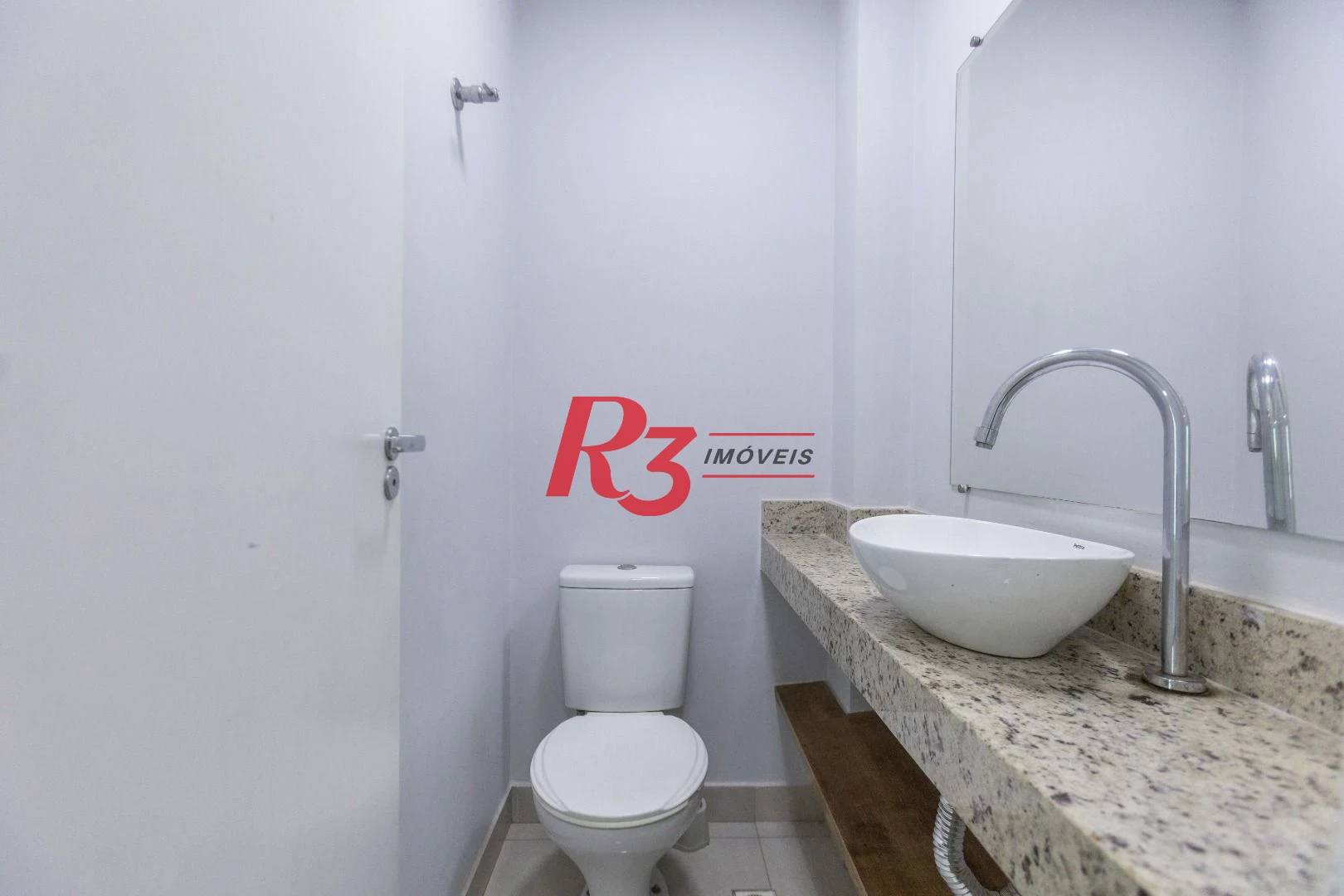 Sobrado com 2 dormitórios à venda, 100 m² por R$ 785.000,00 - Campo Grande - Santos/SP