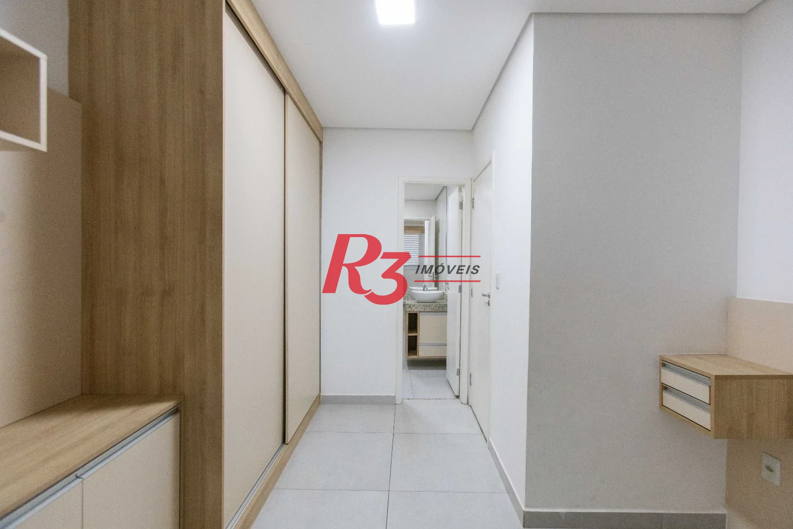 Sobrado com 2 dormitórios à venda, 100 m² por R$ 785.000,00 - Campo Grande - Santos/SP