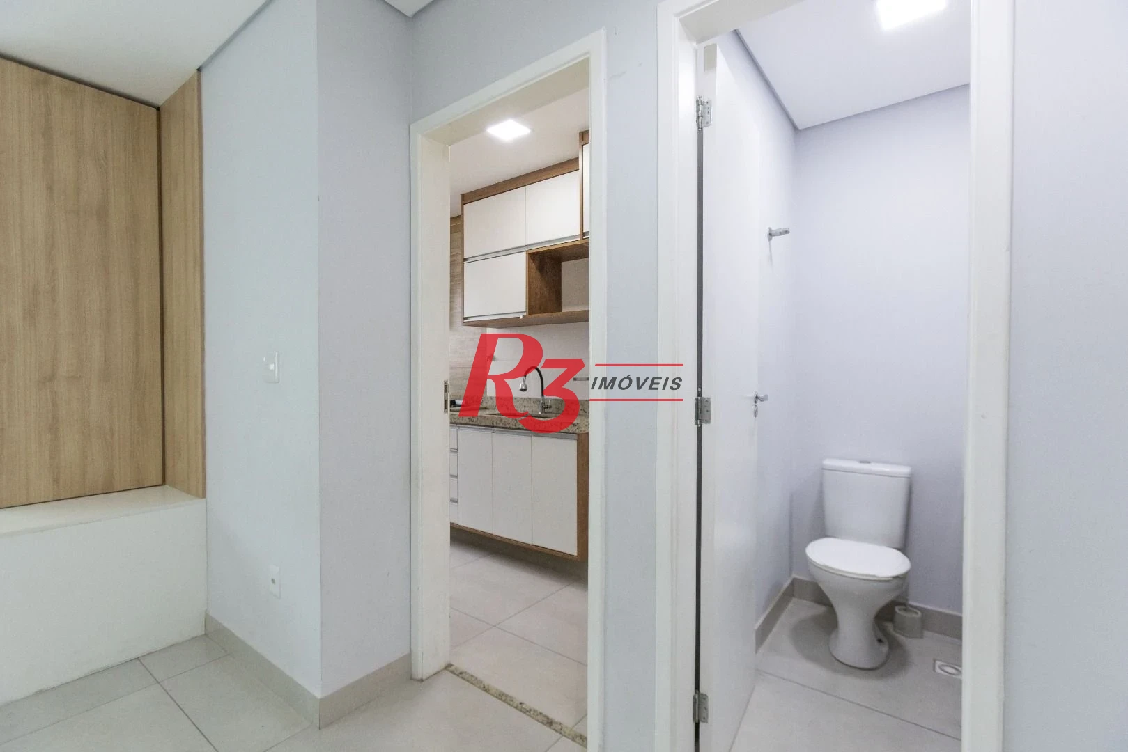 Sobrado com 2 dormitórios à venda, 100 m² por R$ 785.000,00 - Campo Grande - Santos/SP