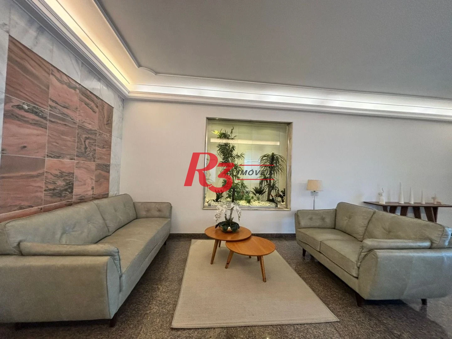 Apartamento com 2 dormitórios com dependência, garagem demarcada, para alugar, 115 m² por R$ 5.622/mês - Gonzaga - Santos/SP