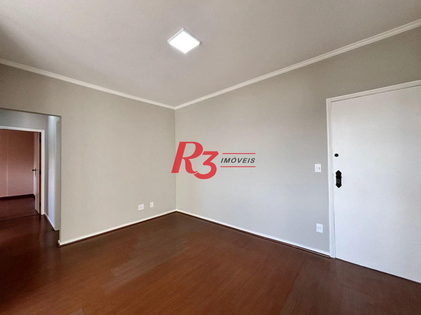 Apartamento com 2 dormitórios com dependência, garagem demarcada, para alugar, 115 m² por R$ 5.622/mês - Gonzaga - Santos/SP