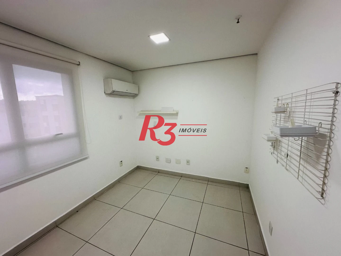 Conjunto para alugar, 80 m² por R$ 4.800,00/mês - Macuco - Santos/SP