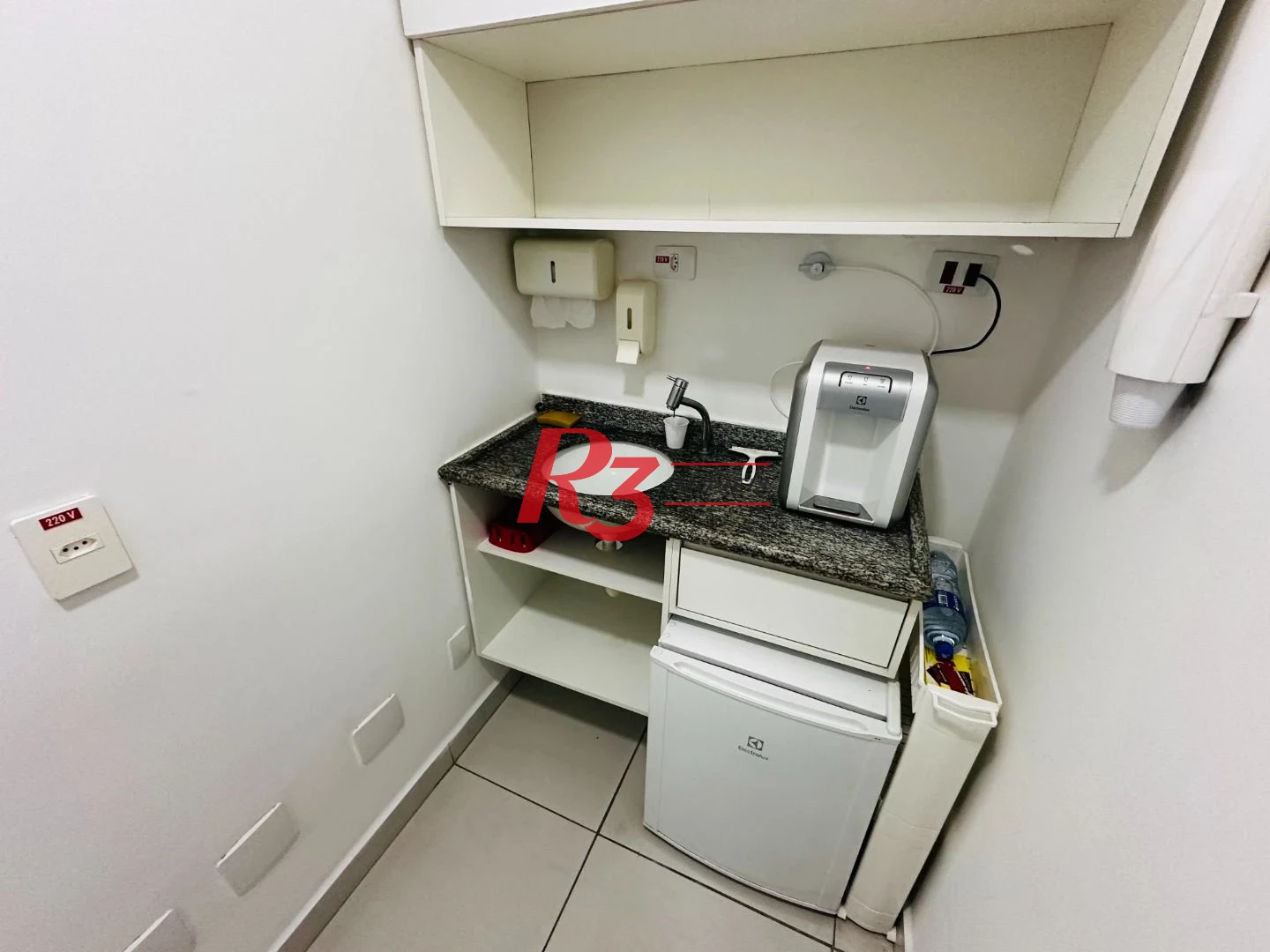 Conjunto para alugar, 80 m² por R$ 4.800,00/mês - Macuco - Santos/SP