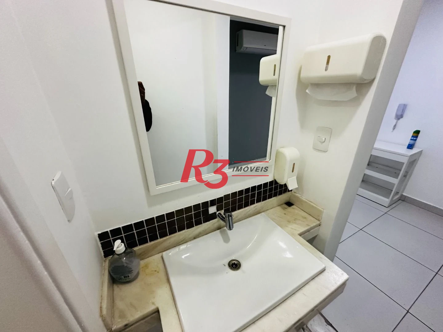 Conjunto para alugar, 80 m² por R$ 4.800,00/mês - Macuco - Santos/SP