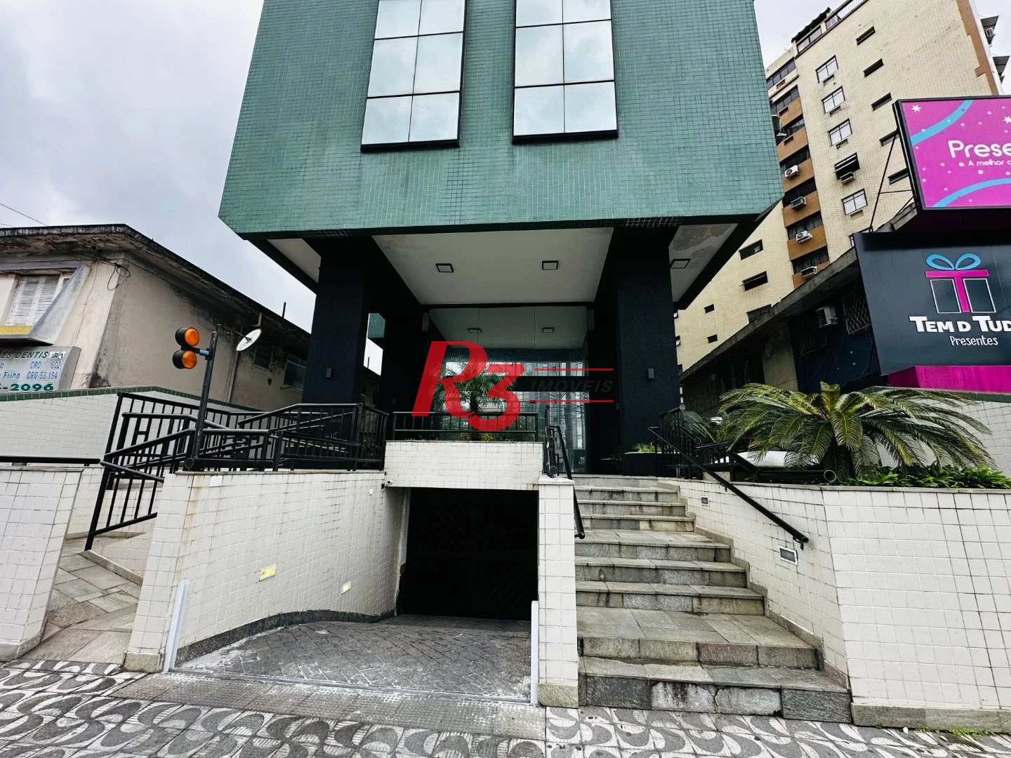 Conjunto para alugar, 80 m² por R$ 4.800,00/mês - Macuco - Santos/SP