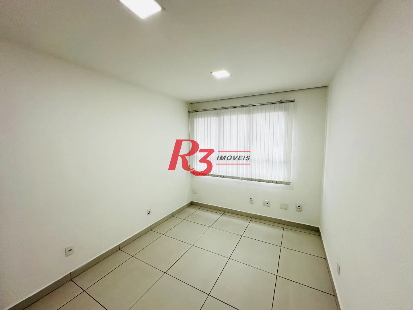 Conjunto para alugar, 80 m² por R$ 4.800,00/mês - Macuco - Santos/SP