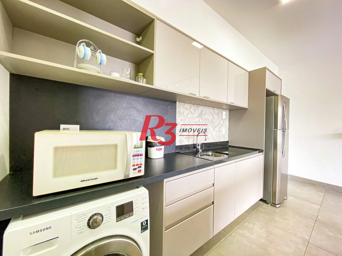 Apartamento com 1 dormitório para alugar, 53 m² por R$ 5.800,02/mês - Pompéia - Santos/SP