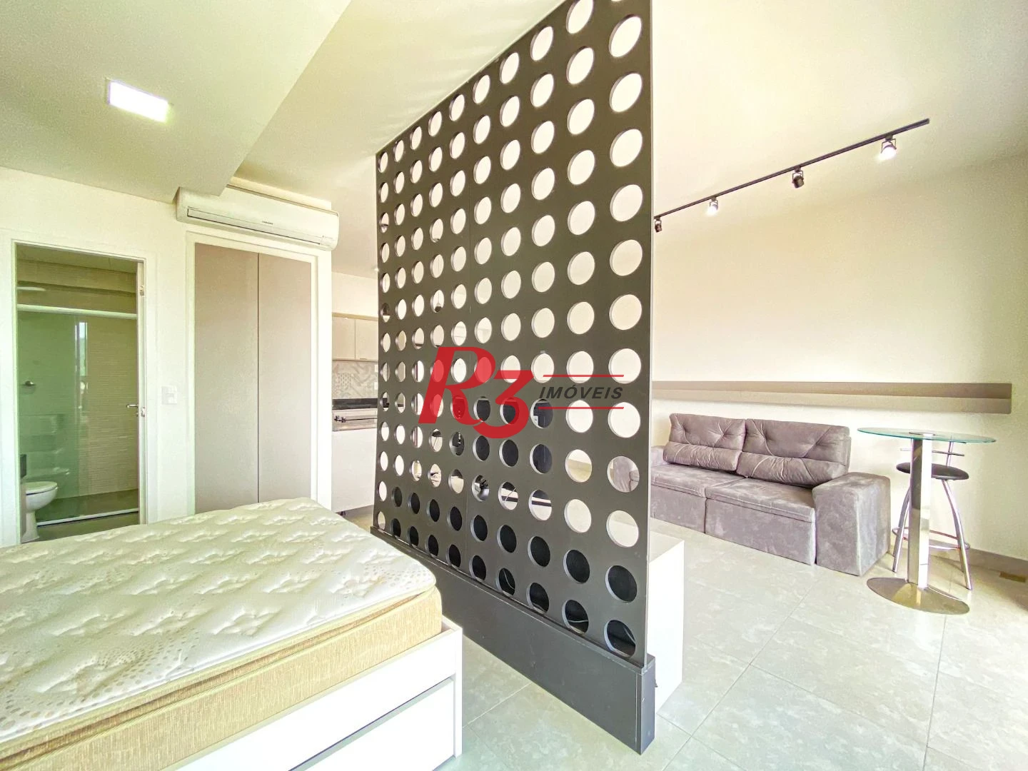 Apartamento com 1 dormitório para alugar, 53 m² por R$ 5.800,02/mês - Pompéia - Santos/SP