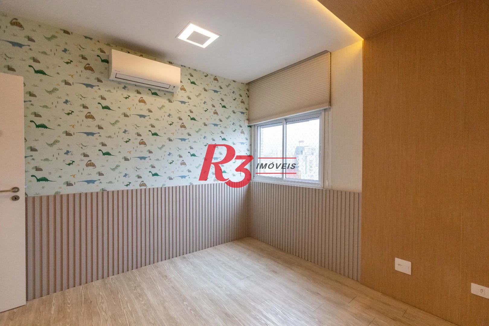 Apartamento com 2 dormitórios à venda, 145 m² por R$ 2.480.000,00 - Boqueirão - Santos/SP