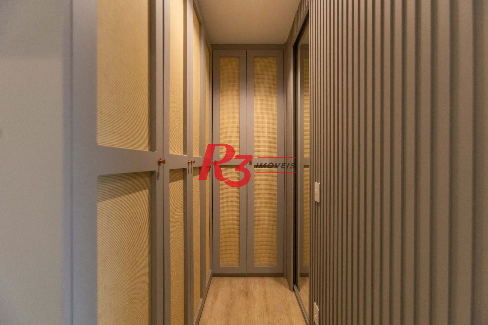 Apartamento com 2 dormitórios à venda, 145 m² por R$ 2.480.000,00 - Boqueirão - Santos/SP