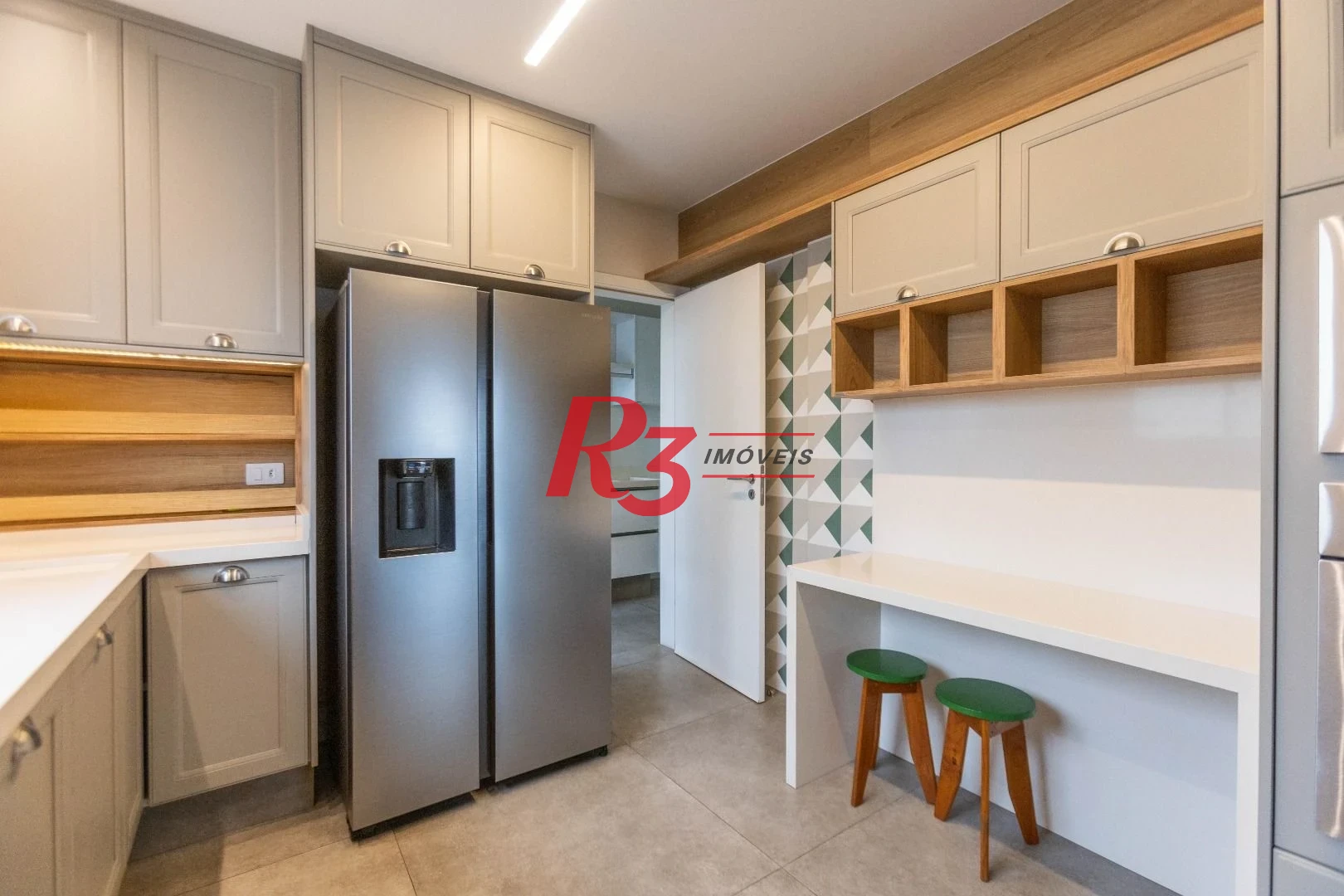 Apartamento com 2 dormitórios à venda, 145 m² por R$ 2.480.000,00 - Boqueirão - Santos/SP