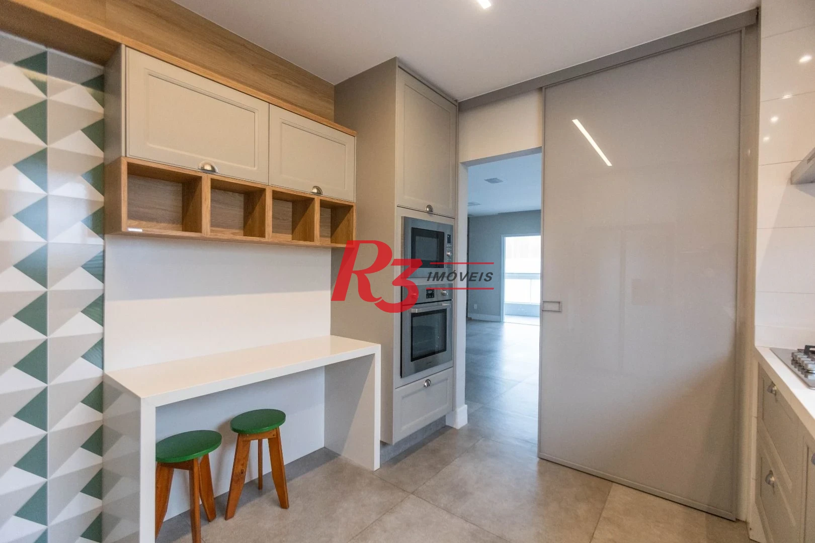 Apartamento com 2 dormitórios à venda, 145 m² por R$ 2.480.000,00 - Boqueirão - Santos/SP