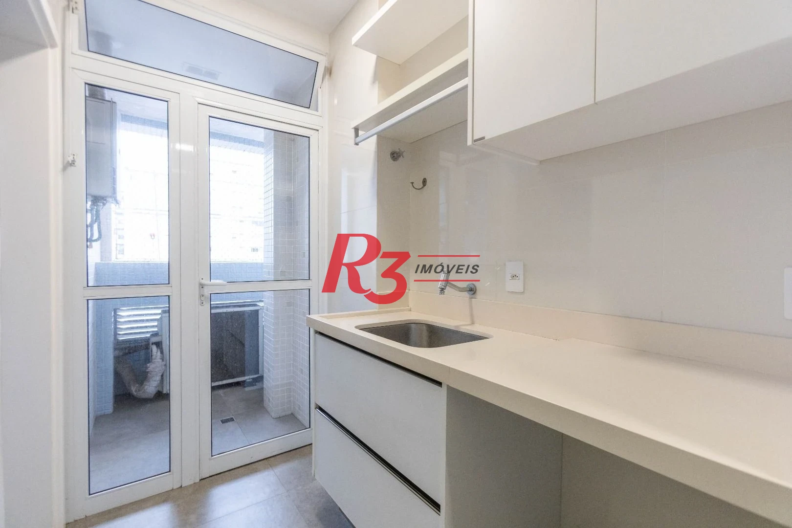 Apartamento com 2 dormitórios à venda, 145 m² por R$ 2.480.000,00 - Boqueirão - Santos/SP