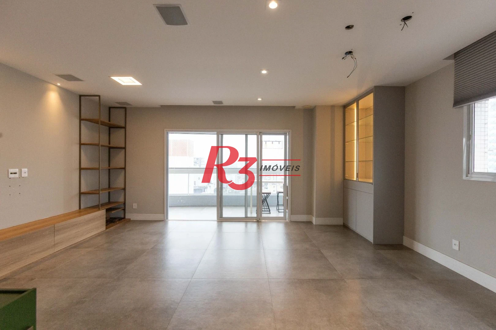 Apartamento com 2 dormitórios à venda, 145 m² por R$ 2.480.000,00 - Boqueirão - Santos/SP